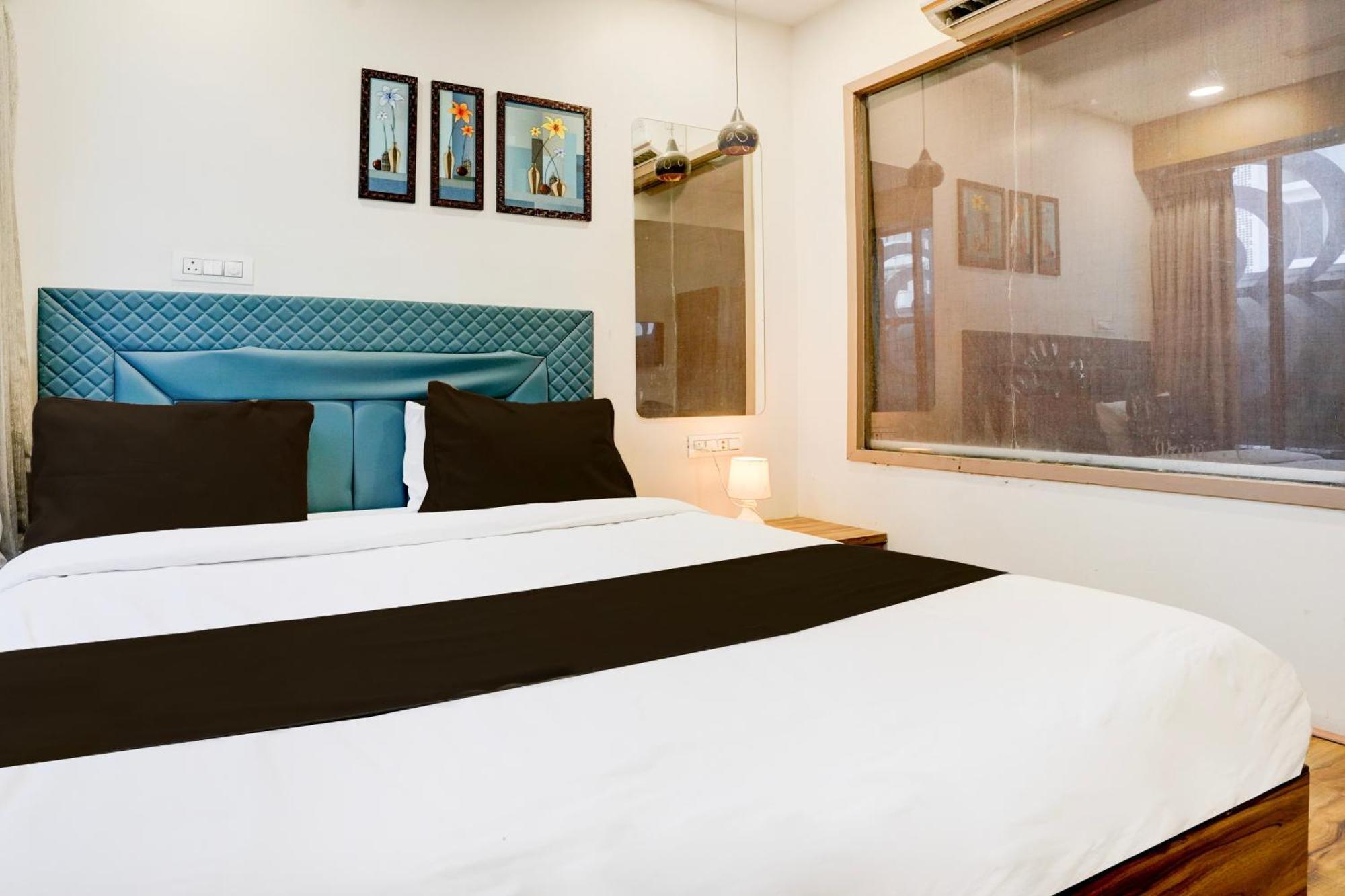 Super Collection O Vesu Surat Formerly Hotel Signature 外观 照片